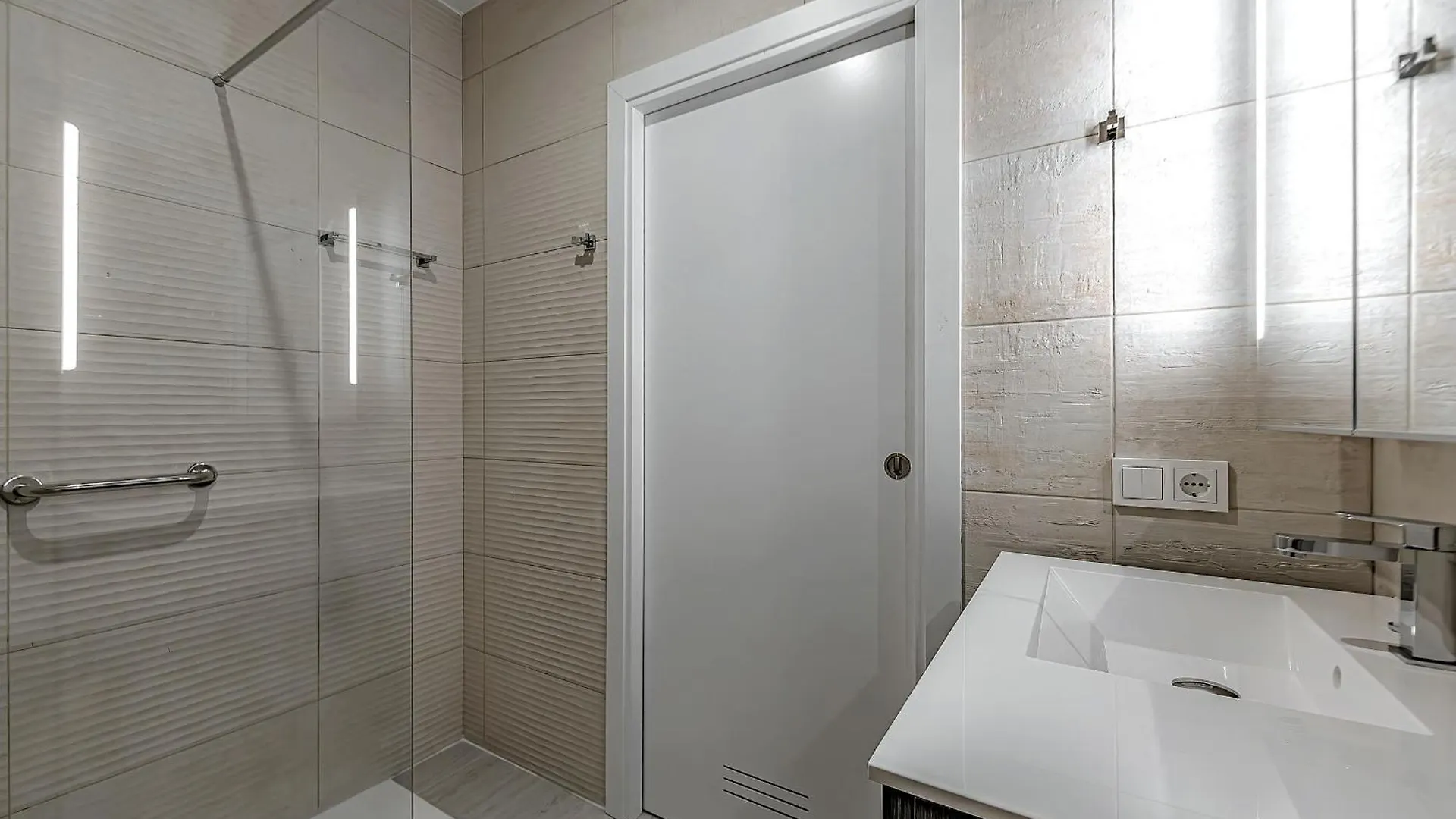 Luxury 2Bedroom Apartment On San Juan Beach Playa de San Juan  0*, Playa de San Juan (Tenerife)